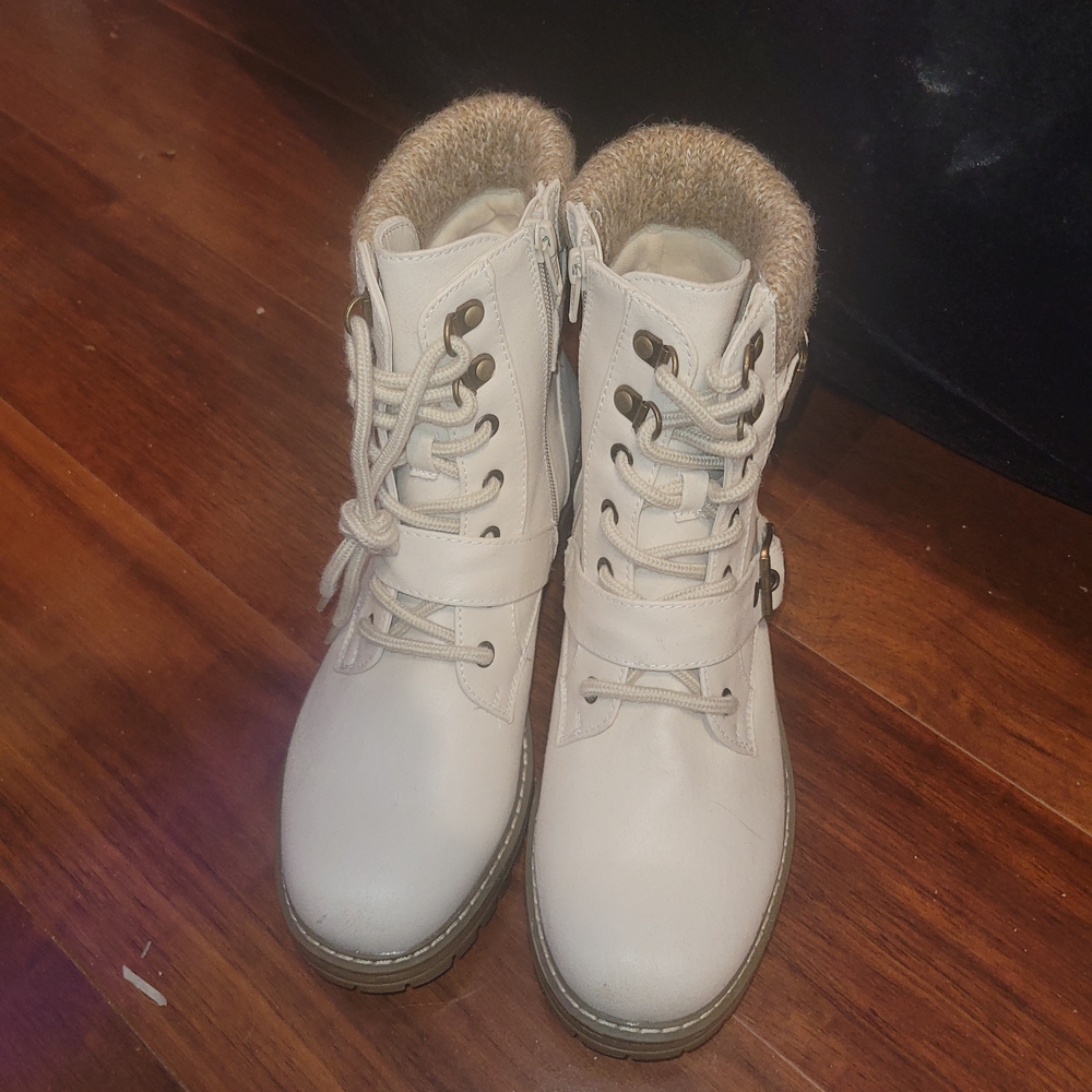 Cliffs by WHITE MOUNTAIN Cream Ankle Booties